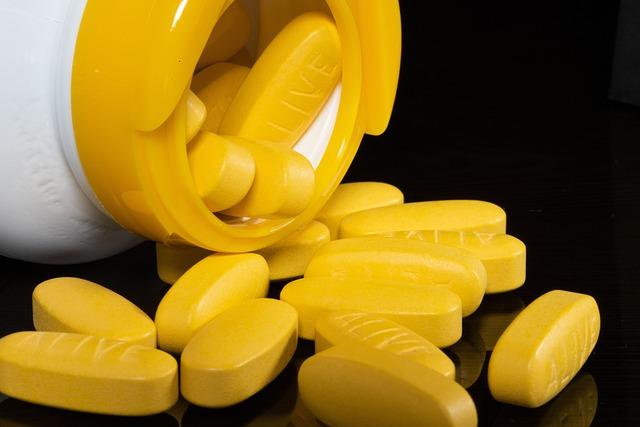 Exploring the Science Behind​ Melatonin: ⁢How It Regulates Sleep Cycles