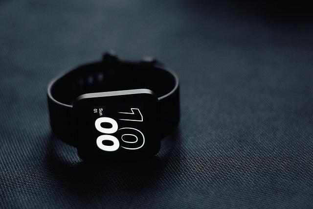 Comparative Analysis of​ the Top Five Smart Wearables