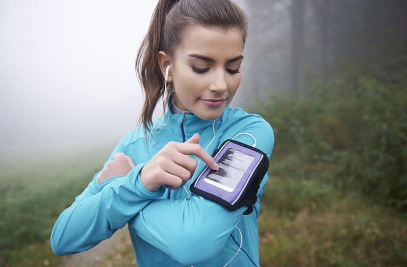 Exploring the Technology Behind Smart Clothing and Health ​Sensors